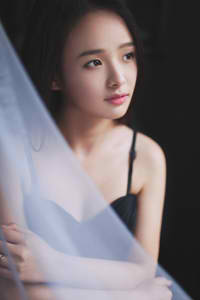 挺进朋友的娇妻身体里