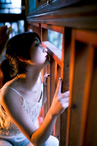 小东西你是不是欠C校园小说